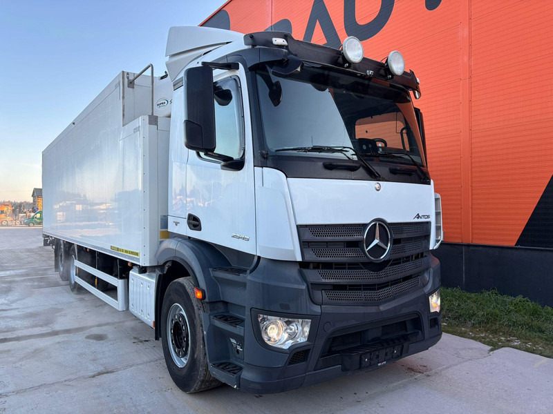 Mercedes-Benz Antos 2545 6x2*4 SUPRA 850 / BOX L=9489 mm / LOW MILEAGE ! - Refrigerated truck: picture 3 Mercedes-Benz Antos 2545 6x2*4 SUPRA 850 / BOX L=9489 mm / LOW MILEAGE ! - Refrigerated truck: picture 3