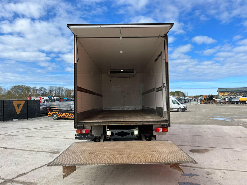 Box truck Mercedes-Benz Atego 1018 4x2 BOX L=6477 mm: picture 11