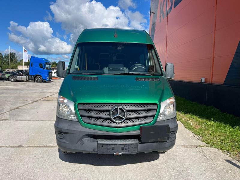 Mercedes-Benz Sprinter 516 CDI 12 SEATS + 2 WHEELCHAIR / WHEELCHAIR LIFT - Minibus, People carrier: picture 2 Mercedes-Benz Sprinter 516 CDI 12 SEATS + 2 WHEELCHAIR / WHEELCHAIR LIFT - Minibus, People carrier: picture 2