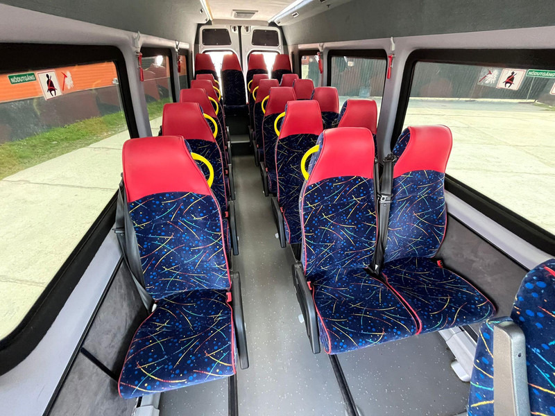 Minibus, People carrier Mercedes-Benz Sprinter 516 CDI 19 + 1 SEATS / AC: picture 13