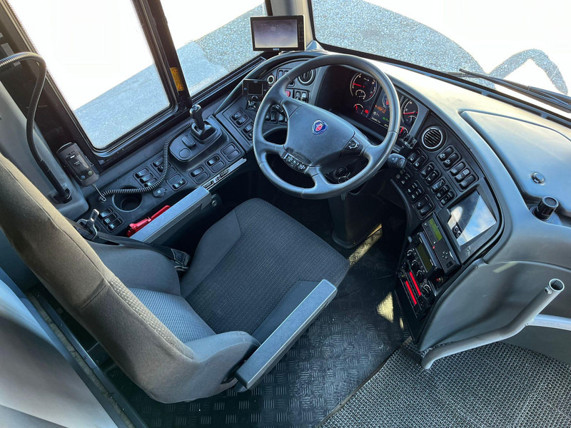 Interior photo 1: Coach Scania K 450 6x2*4 Interlink 55 SEATS / AC / AUXILIARY HEATING / WHEELCHAIR LIFT / WC