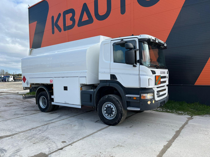 Scania P 360 4x4 TANK 12000 l / ADR - Tanker truck: picture 3 Scania P 360 4x4 TANK 12000 l / ADR - Tanker truck: picture 3