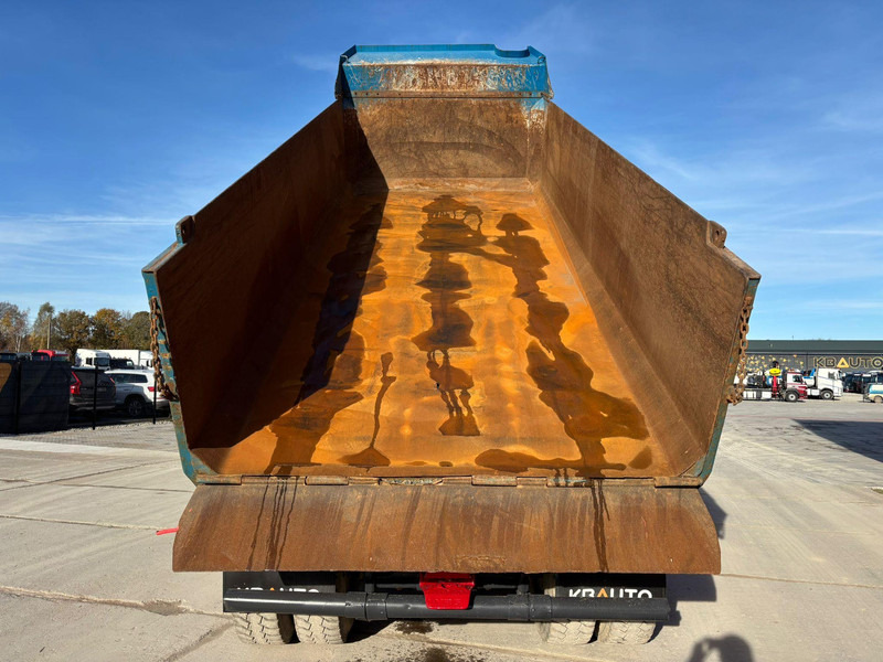 Leasing of Scania P 440 8x4 RETARDER / FULL STEEL / BOX L=5850 mm Scania P 440 8x4 RETARDER / FULL STEEL / BOX L=5850 mm: picture 11 Leasing of Scania P 440 8x4 RETARDER / FULL STEEL / BOX L=5850 mm Scania P 440 8x4 RETARDER / FULL STEEL / BOX L=5850 mm: picture 11