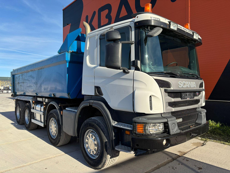 Scania P 440 8x4 RETARDER / FULL STEEL / BOX L=5850 mm - Tipper: picture 4 Scania P 440 8x4 RETARDER / FULL STEEL / BOX L=5850 mm - Tipper: picture 4