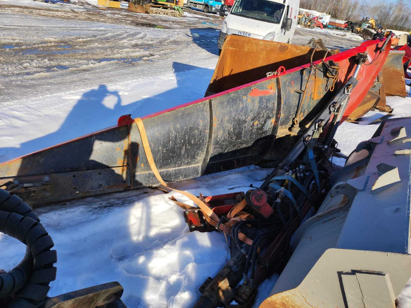 Svedala ARBRÅ HYDRAULIC STRAIGHT SNOW PLOW / LUMESAHK - Snow removal vehicle: picture 2 Svedala ARBRÅ HYDRAULIC STRAIGHT SNOW PLOW / LUMESAHK - Snow removal vehicle: picture 2
