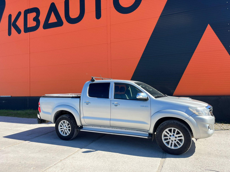 Toyota Hilux 4x4 - Pickup truck: picture 5 Toyota Hilux 4x4 - Pickup truck: picture 5