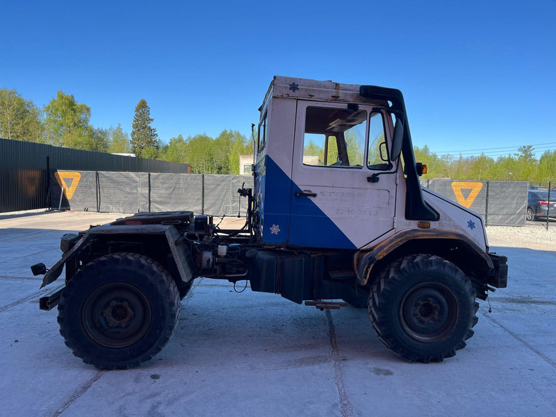 Mercedes-Benz Unimog U130 4x4 - Tractor unit: picture 5 Mercedes-Benz Unimog U130 4x4 - Tractor unit: picture 5