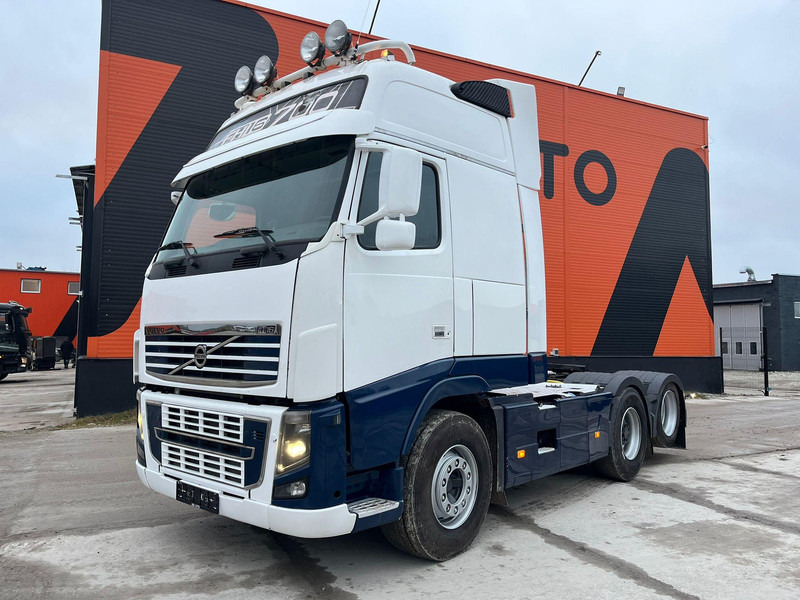 Volvo FH 16 700 6x2 GLOBE XXL ! / ADR / HYDRAULICS / RETARDER - Tractor unit: picture 2 Volvo FH 16 700 6x2 GLOBE XXL ! / ADR / HYDRAULICS / RETARDER - Tractor unit: picture 2