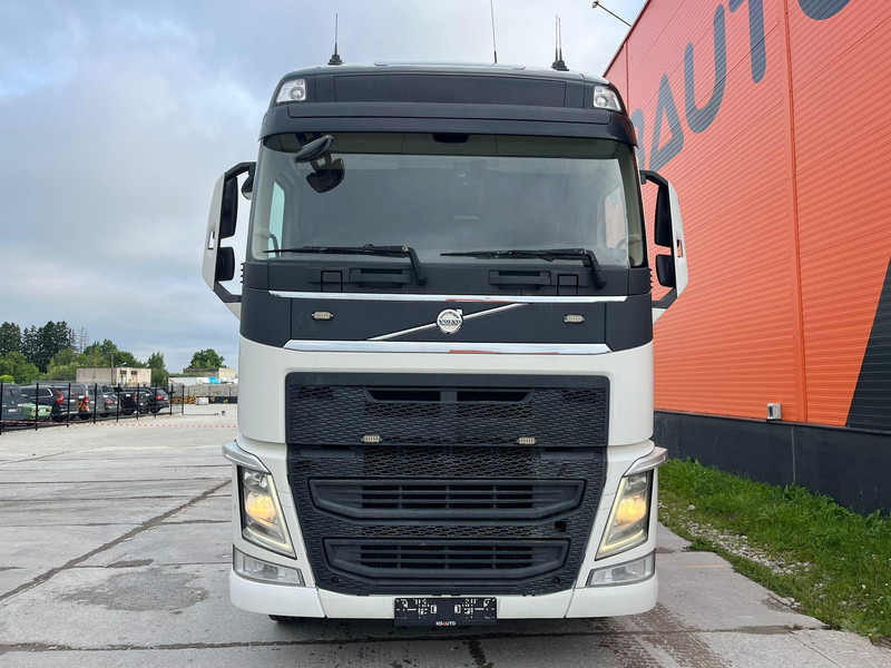 Volvo FH 500 6x2 GLOBE XL - Tractor unit: picture 3 Volvo FH 500 6x2 GLOBE XL - Tractor unit: picture 3