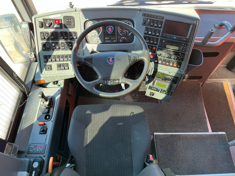 Interior photo 1: Coach Van Hool SCANIA K 400 6x2 41 SEATS / WC / AC / AUXILIARY HEATING
