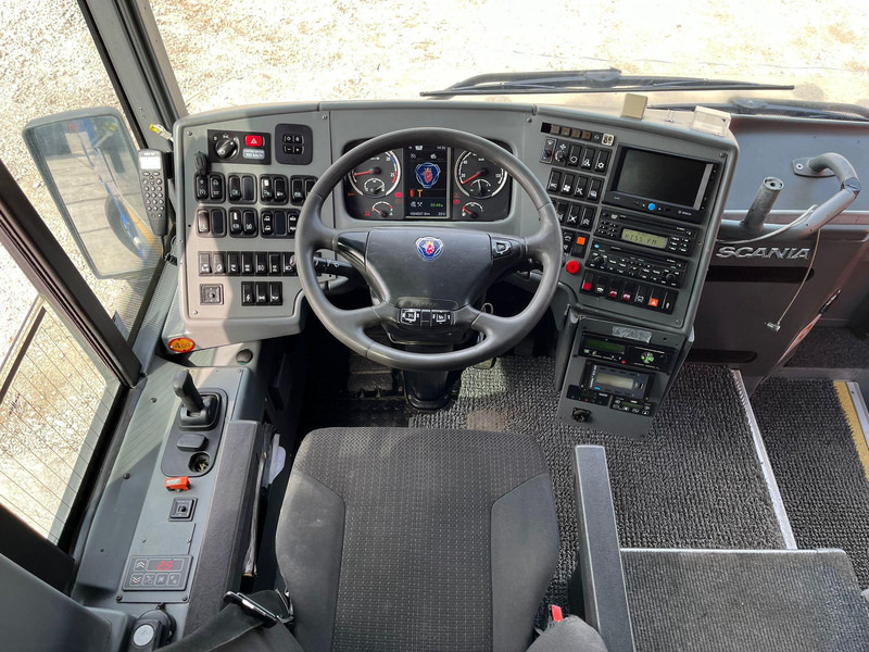 Interior photo 1: Coach Van Hool Scania K 400 T 9 6x2*4 WC / AC / WEBASTO / FRIDGE / LUGGAGE BOX WITH LIFT / WHEELCHAIR LIFT