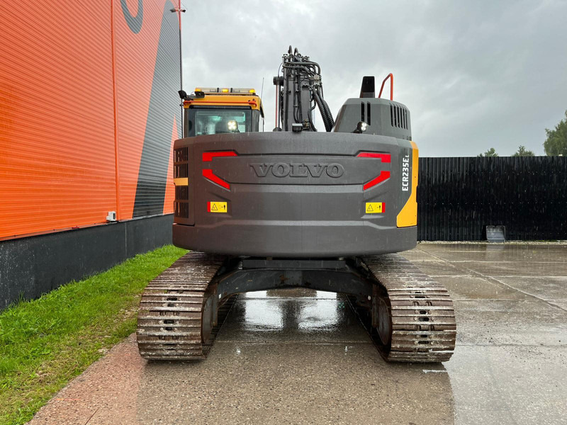 Crawler excavator Volvo ECR 235 E CENTRAL LUBRICATION / AC: picture 6