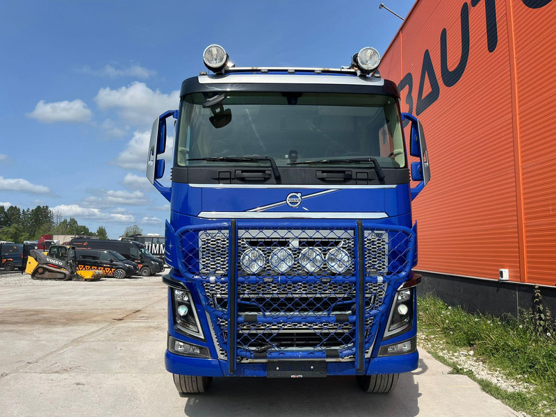 Volvo FH 16 750 6x4 RETARDER / TANDEM AXLE LIFT / BIG AXLES / BOX L=4732 mm - Tipper: picture 3 Volvo FH 16 750 6x4 RETARDER / TANDEM AXLE LIFT / BIG AXLES / BOX L=4732 mm - Tipper: picture 3