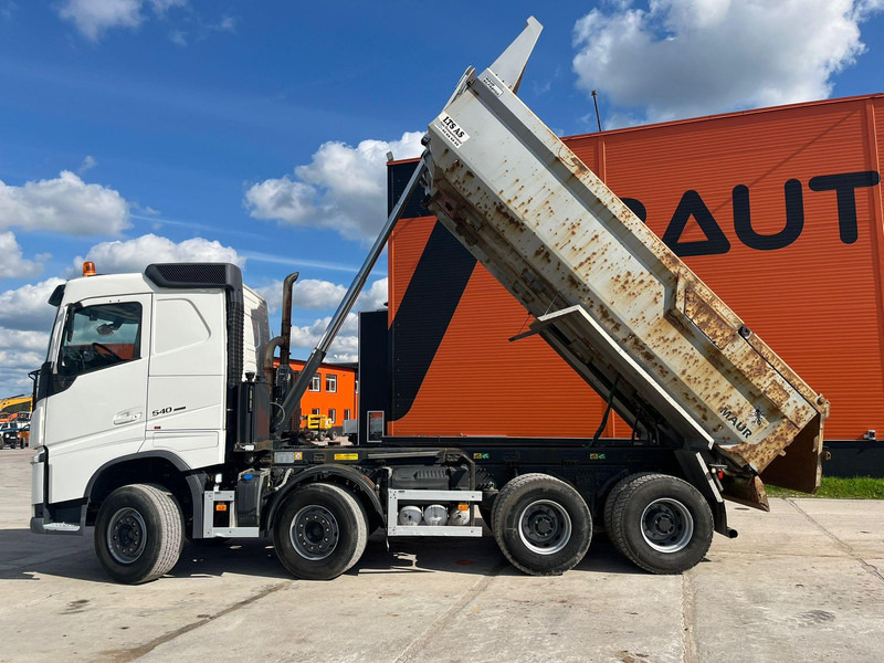 Leasing of Volvo FH 540 8x4 RETARDER / TANDEM AXLE LIFT / BOX L=5501 mm Volvo FH 540 8x4 RETARDER / TANDEM AXLE LIFT / BOX L=5501 mm: picture 9 Leasing of Volvo FH 540 8x4 RETARDER / TANDEM AXLE LIFT / BOX L=5501 mm Volvo FH 540 8x4 RETARDER / TANDEM AXLE LIFT / BOX L=5501 mm: picture 9