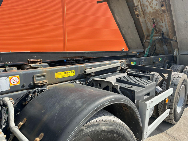 Leasing of Volvo FH 540 8x4 RETARDER / TANDEM AXLE LIFT / BOX L=5501 mm Volvo FH 540 8x4 RETARDER / TANDEM AXLE LIFT / BOX L=5501 mm: picture 14 Leasing of Volvo FH 540 8x4 RETARDER / TANDEM AXLE LIFT / BOX L=5501 mm Volvo FH 540 8x4 RETARDER / TANDEM AXLE LIFT / BOX L=5501 mm: picture 14