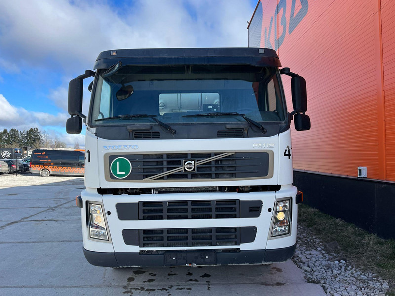 Volvo FM 12 420 8x4 INTERMIX IMF 10 m3 / FULL STEEL / ANALOG TACHOGAPH - Concrete mixer truck: picture 2 Volvo FM 12 420 8x4 INTERMIX IMF 10 m3 / FULL STEEL / ANALOG TACHOGAPH - Concrete mixer truck: picture 2