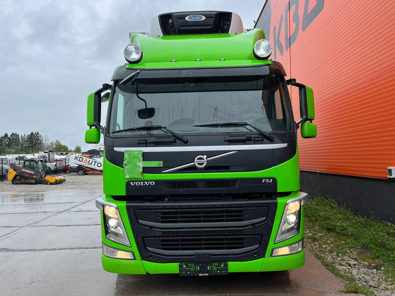 Volvo FM 370 6x2*4 SUPRA 850 / BOX L=7430 mm - Refrigerated truck: picture 3 Volvo FM 370 6x2*4 SUPRA 850 / BOX L=7430 mm - Refrigerated truck: picture 3