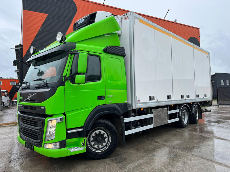 Volvo FM 370 6x2*4 SUPRA 850 / BOX L=7430 mm - Refrigerated truck: picture 2 Volvo FM 370 6x2*4 SUPRA 850 / BOX L=7430 mm - Refrigerated truck: picture 2