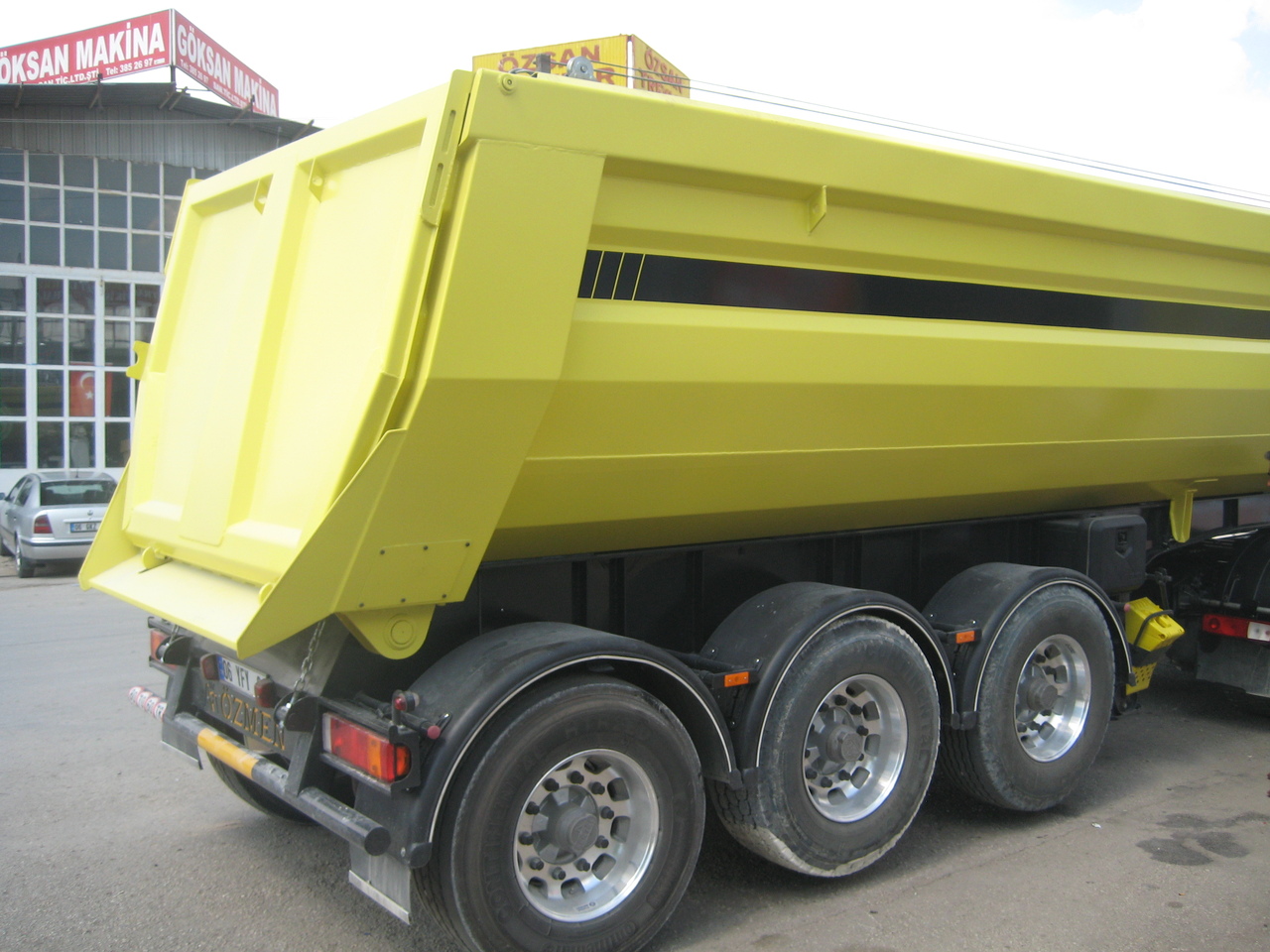 UNSAL 2023 - Tipper semi-trailer: picture 4 UNSAL 2023 - Tipper semi-trailer: picture 4