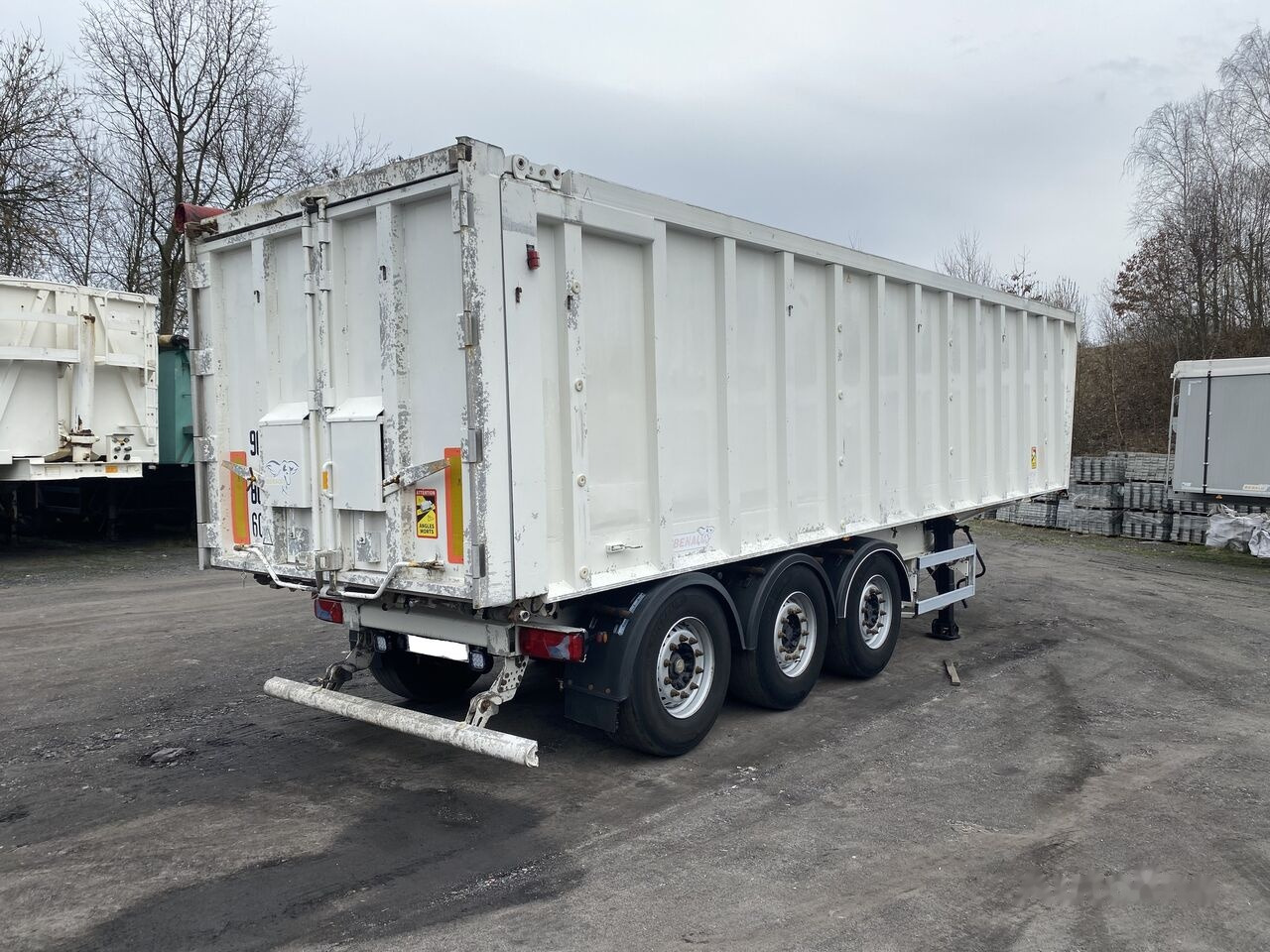 Benalu - Tipper semi-trailer: picture 3 Benalu - Tipper semi-trailer: picture 3