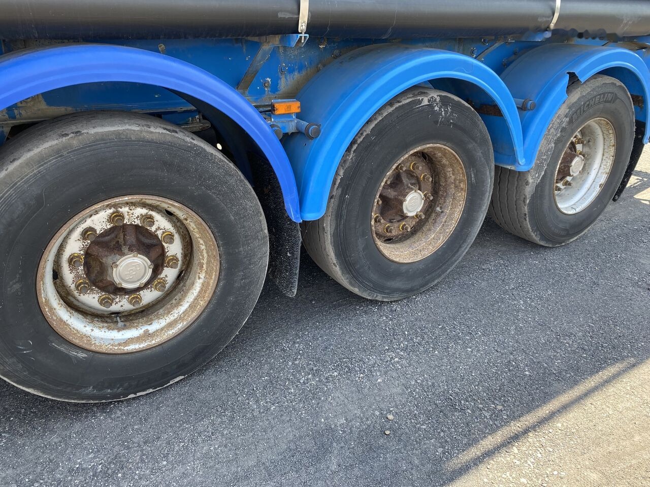 Silo semi-trailer Feldbinder: picture 23