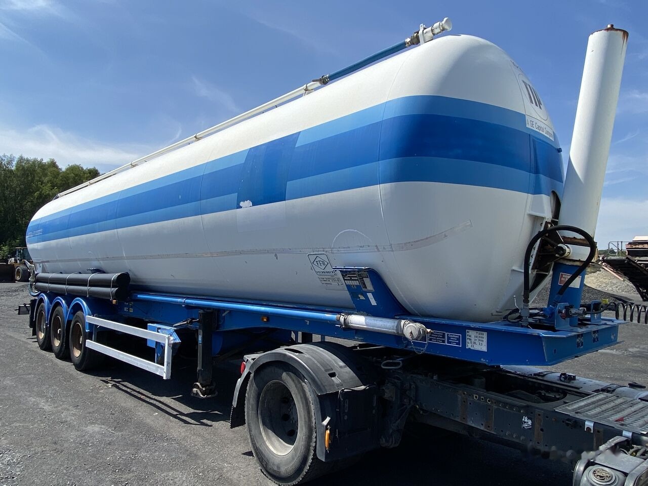Silo semi-trailer Feldbinder: picture 7