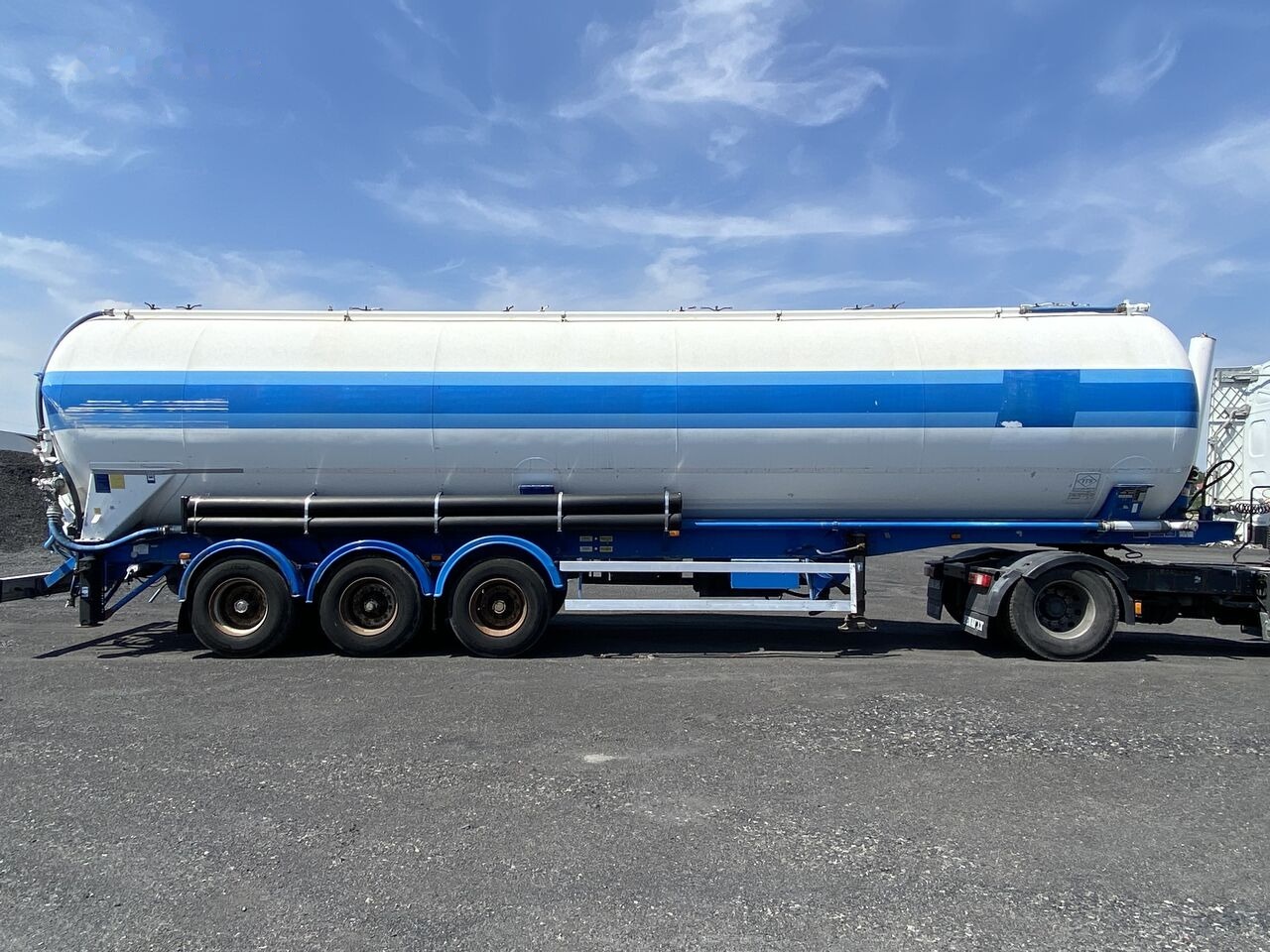 Silo semi-trailer Feldbinder: picture 6