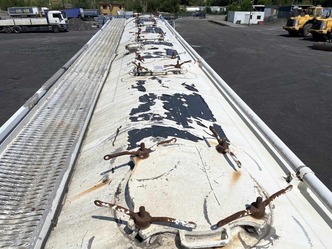 Silo semi-trailer Feldbinder: picture 10