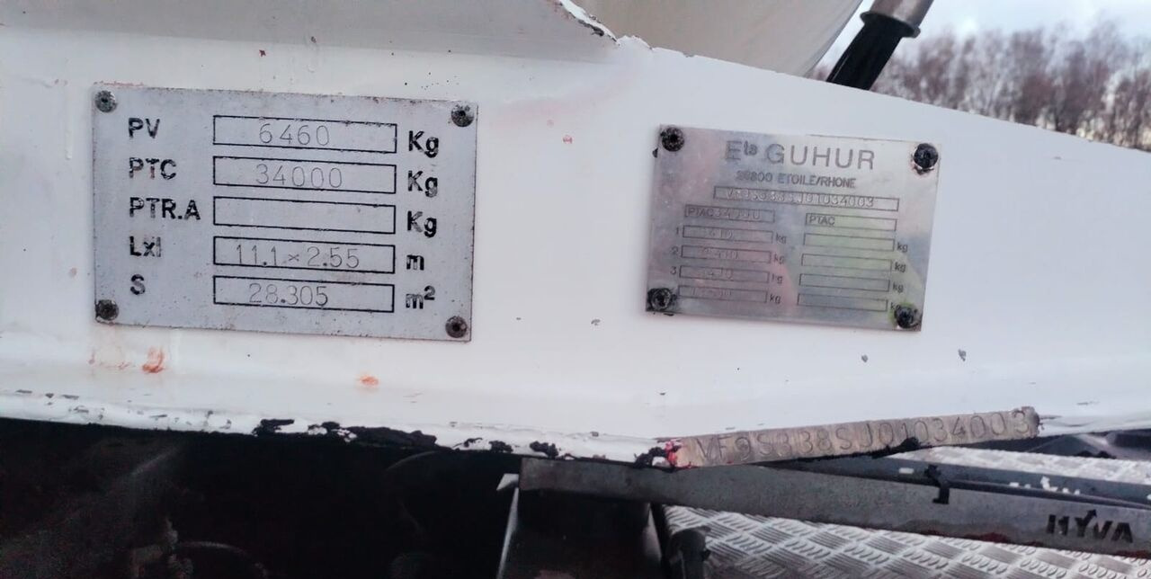 Tanker semi-trailer for transportation of chemicals Guhur ADR L4BN/ chemiczna / polyester / poj. 24.600L: picture 8 Tanker semi-trailer for transportation of chemicals Guhur ADR L4BN/ chemiczna / polyester / poj. 24.600L: picture 8