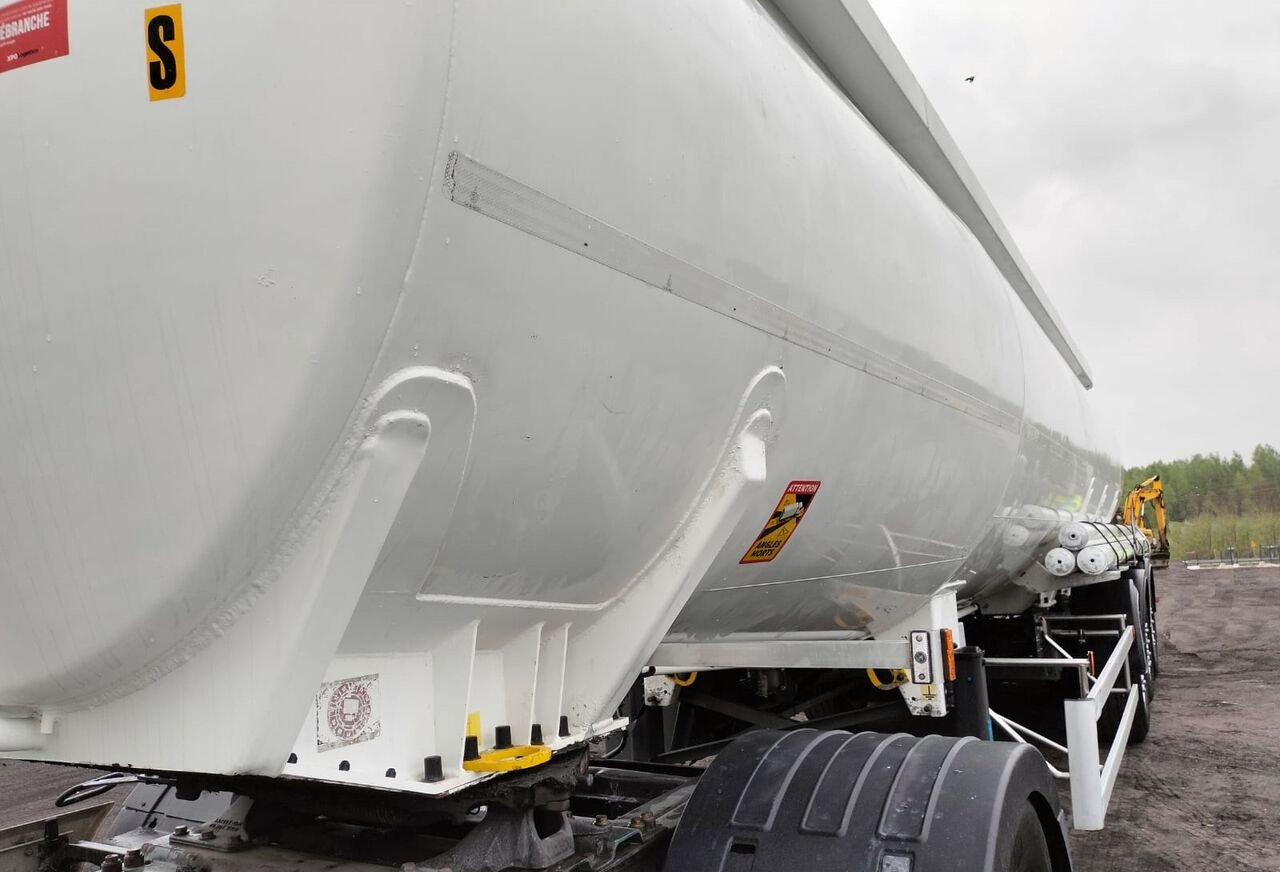 Magyar  - Tanker semi-trailer: picture 3 Magyar  - Tanker semi-trailer: picture 3