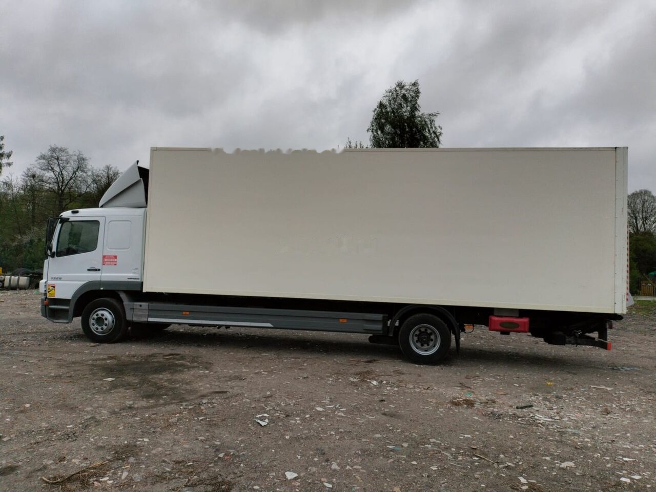 Mercedes-Benz ATEGO 1329 - Isothermal truck: picture 5 Mercedes-Benz ATEGO 1329 - Isothermal truck: picture 5