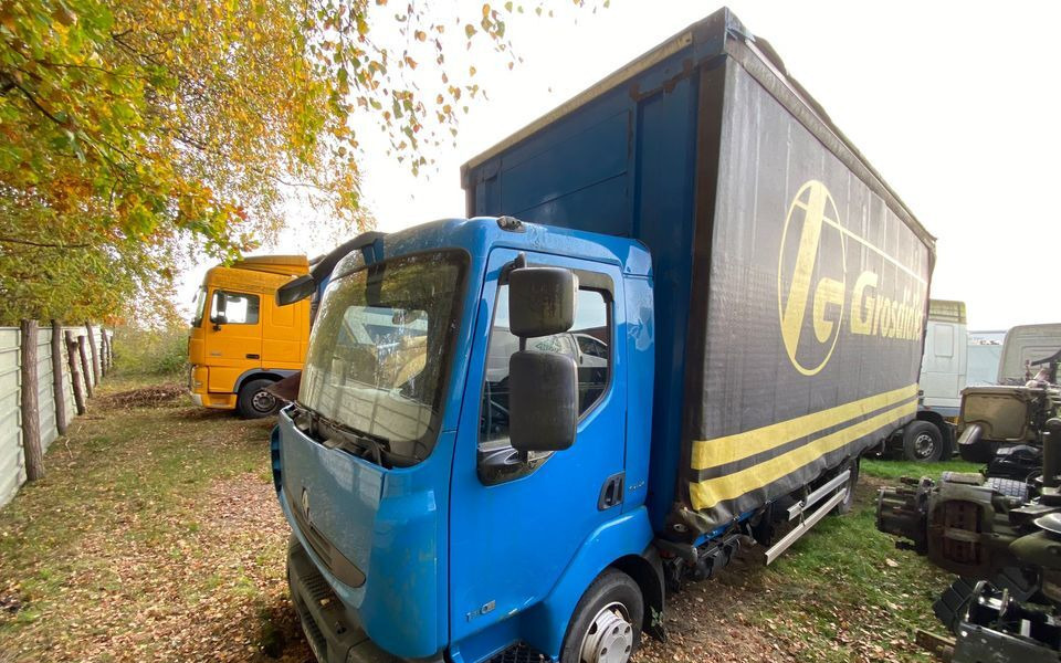 Renault 10.180 DXI MIDLUM MANUAL E5 BURTOFIRANA WINDA - Curtain side truck: picture 1 Renault 10.180 DXI MIDLUM MANUAL E5 BURTOFIRANA WINDA - Curtain side truck: picture 1