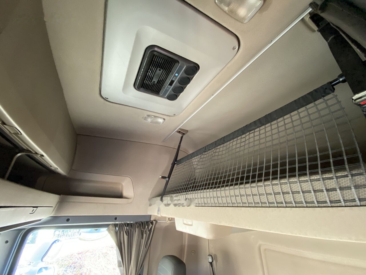 Tractor unit Scania R500: picture 13 Tractor unit Scania R500: picture 13