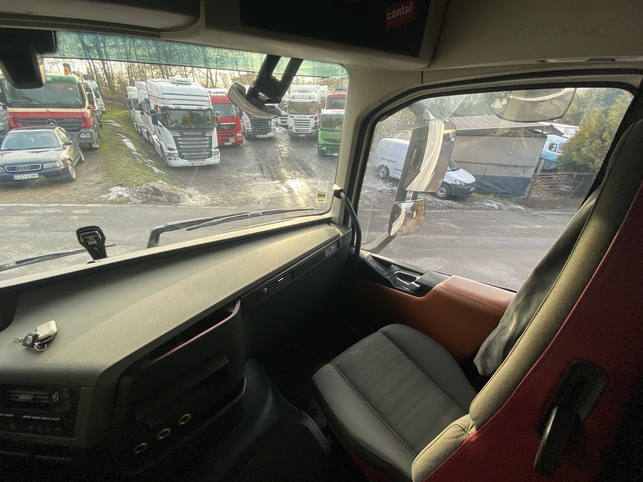 Tractor unit Volvo FH 500: picture 19