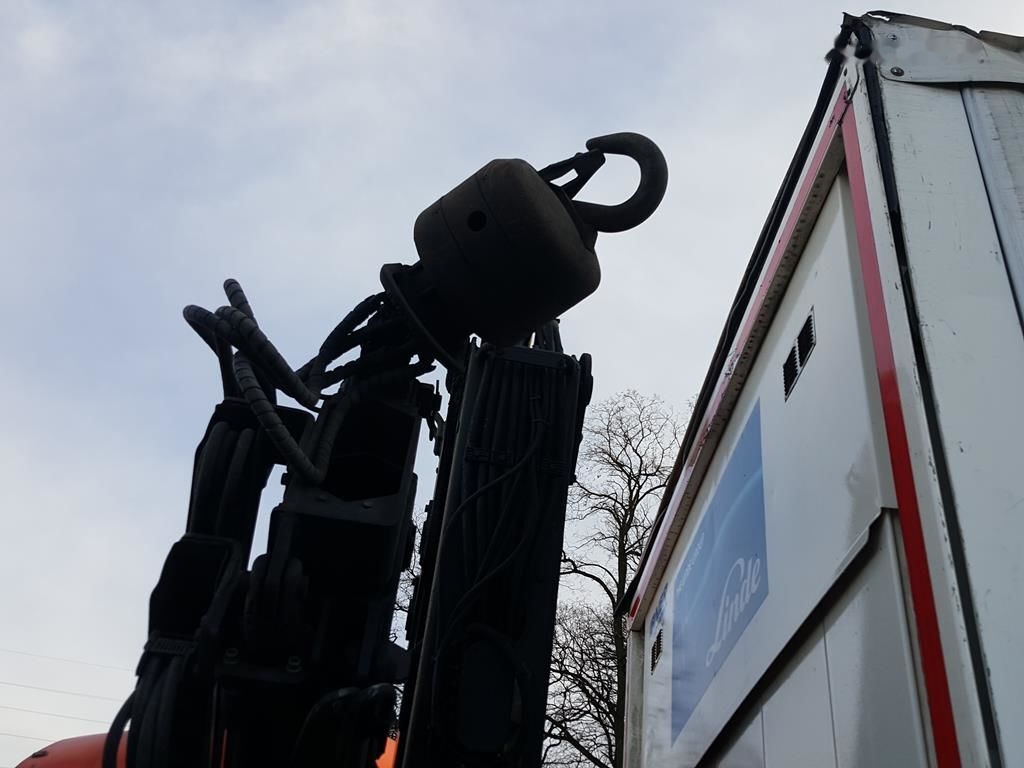 Curtain side truck, Crane truck Volvo FM 380 6X2 + hiab 144 BS 2 HI DUO: picture 10