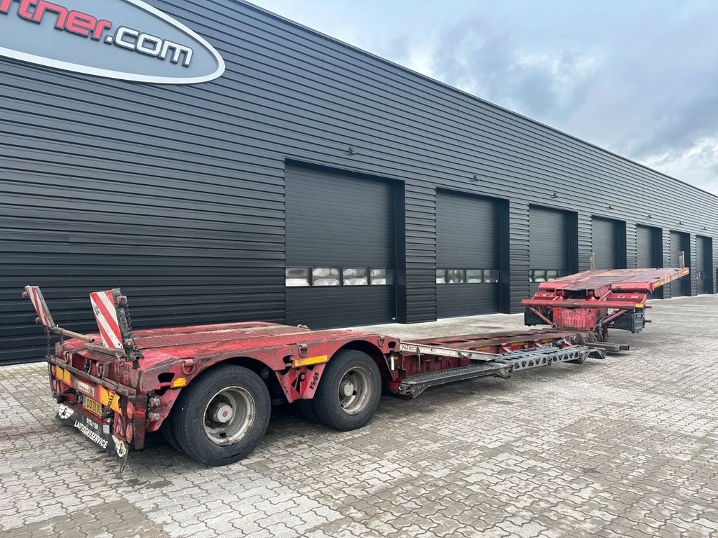 Faymonville 2 achs. tiefbett / 2 x ausziehbar / baggerbett Faymonville 2 achs. tiefbett / 2 x ausziehbar / baggerbett - Low loader semi-trailer: picture 2 Faymonville 2 achs. tiefbett / 2 x ausziehbar / baggerbett Faymonville 2 achs. tiefbett / 2 x ausziehbar / baggerbett - Low loader semi-trailer: picture 2