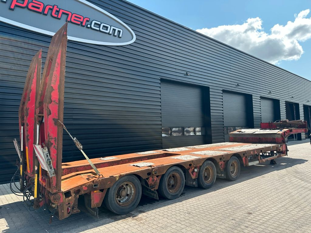 Faymonville 4 achs tieflader / Baggermulde - Low loader semi-trailer: picture 2 Faymonville 4 achs tieflader / Baggermulde - Low loader semi-trailer: picture 2