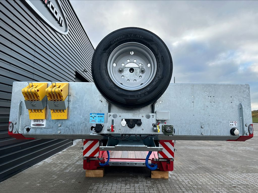 Faymonville Maxtrailer 510 Tiefbett Pendel Faymonville Maxtrailer 510 Tiefbett Pendel - Low loader semi-trailer: picture 2 Faymonville Maxtrailer 510 Tiefbett Pendel Faymonville Maxtrailer 510 Tiefbett Pendel - Low loader semi-trailer: picture 2