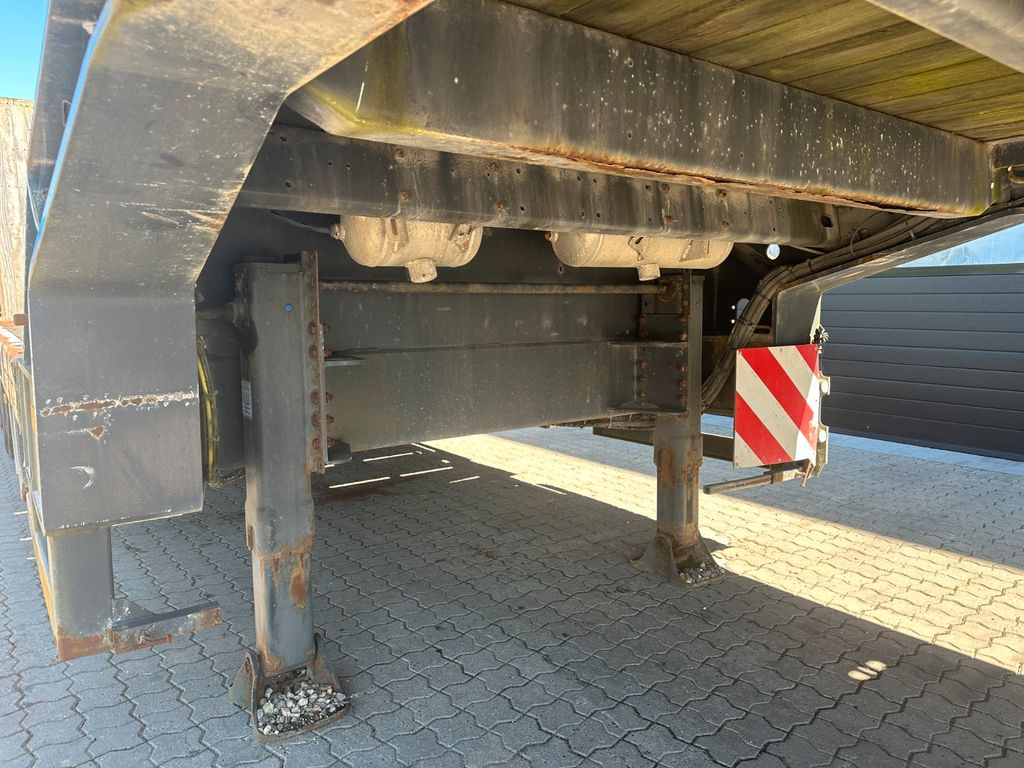 Faymonville Multimax 4 achs tieflader / ausziehbar Faymonville Multimax 4 achs tieflader / ausziehbar - Low loader semi-trailer: picture 4 Faymonville Multimax 4 achs tieflader / ausziehbar Faymonville Multimax 4 achs tieflader / ausziehbar - Low loader semi-trailer: picture 4