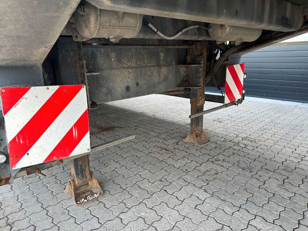 Faymonville Multimax tieflader / Zwangsgelenkt/ Baggermulde Faymonville Multimax tieflader / Zwangsgelenkt/ Baggermulde - Low loader semi-trailer: picture 3 Faymonville Multimax tieflader / Zwangsgelenkt/ Baggermulde Faymonville Multimax tieflader / Zwangsgelenkt/ Baggermulde - Low loader semi-trailer: picture 3