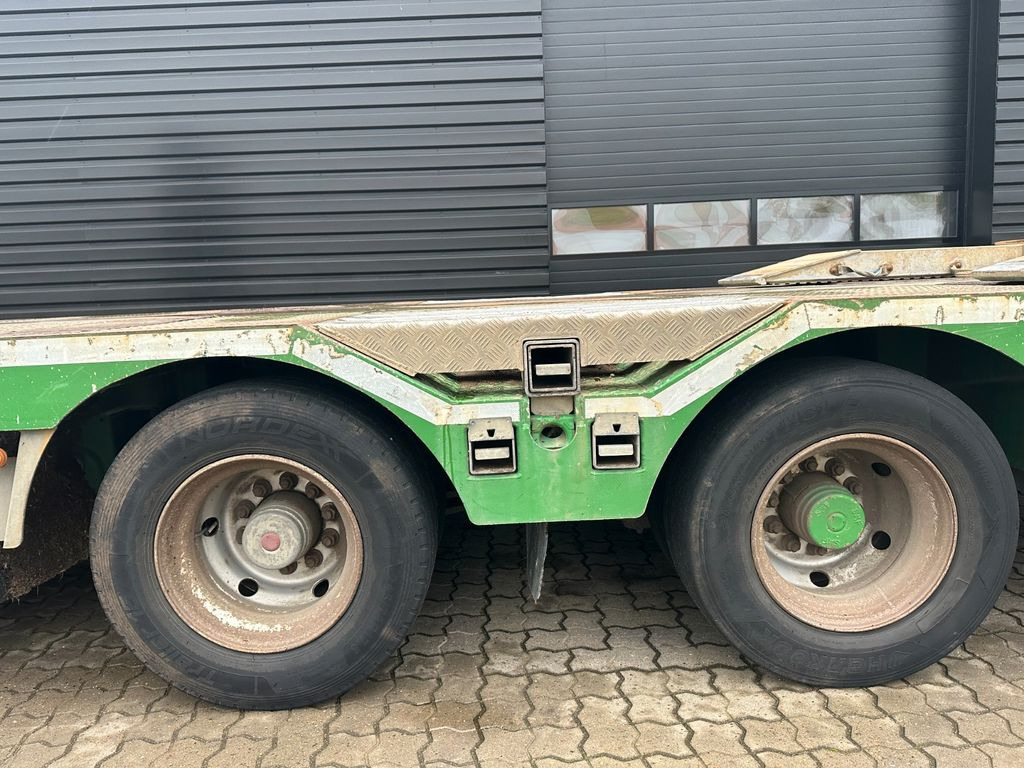HRD AMT 4 achs tieflader / ausziehbar / Radmulde HRD AMT 4 achs tieflader / ausziehbar / Radmulde - Low loader semi-trailer: picture 5 HRD AMT 4 achs tieflader / ausziehbar / Radmulde HRD AMT 4 achs tieflader / ausziehbar / Radmulde - Low loader semi-trailer: picture 5