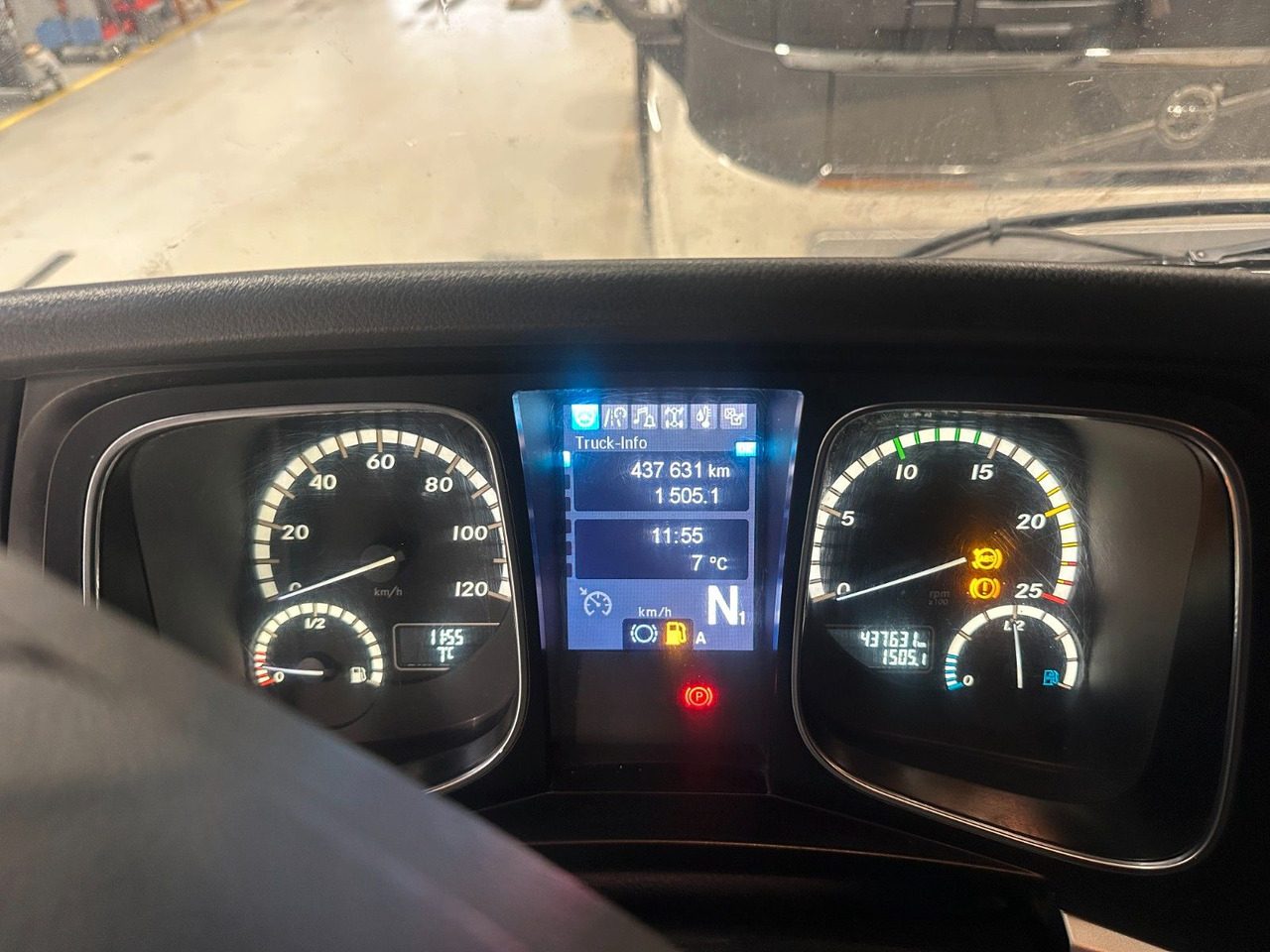 Mercedes-Benz Actros 4163 WSK 8x4 250 to. Push/Pull Schwerlast - Tractor unit: picture 4 Mercedes-Benz Actros 4163 WSK 8x4 250 to. Push/Pull Schwerlast - Tractor unit: picture 4