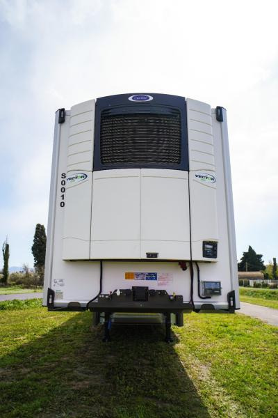 Lamberet ( LOCATION / RENT ) - Refrigerated semi-trailer: picture 2 Lamberet ( LOCATION / RENT ) - Refrigerated semi-trailer: picture 2