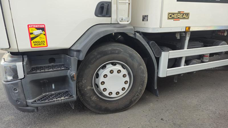 Renault D WIDE - Refrigerated truck: picture 4 Renault D WIDE - Refrigerated truck: picture 4