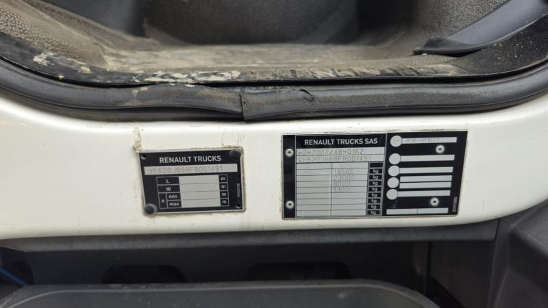 Refrigerated truck Renault D WIDE (LOCATION / RENT): picture 16