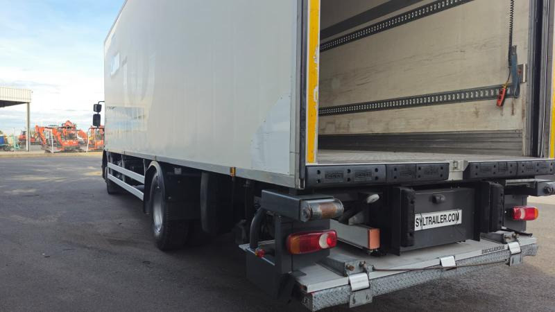 Refrigerated truck Renault D WIDE (LOCATION / RENT): picture 6