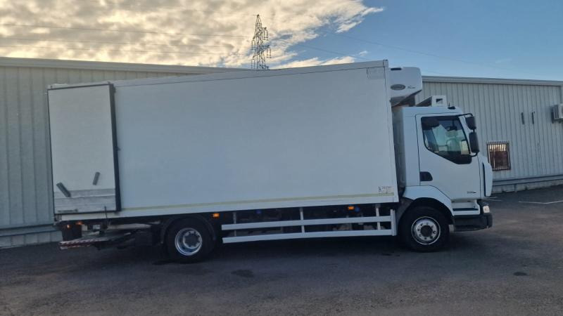 Renault Midlum 220 DXI - Refrigerated truck: picture 3 Renault Midlum 220 DXI - Refrigerated truck: picture 3