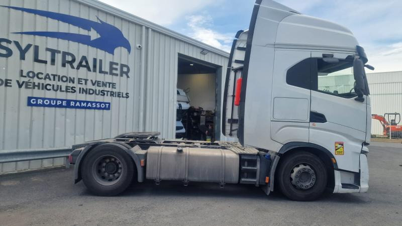 Iveco S-WAY 530 - Tractor unit: picture 2 Iveco S-WAY 530 - Tractor unit: picture 2