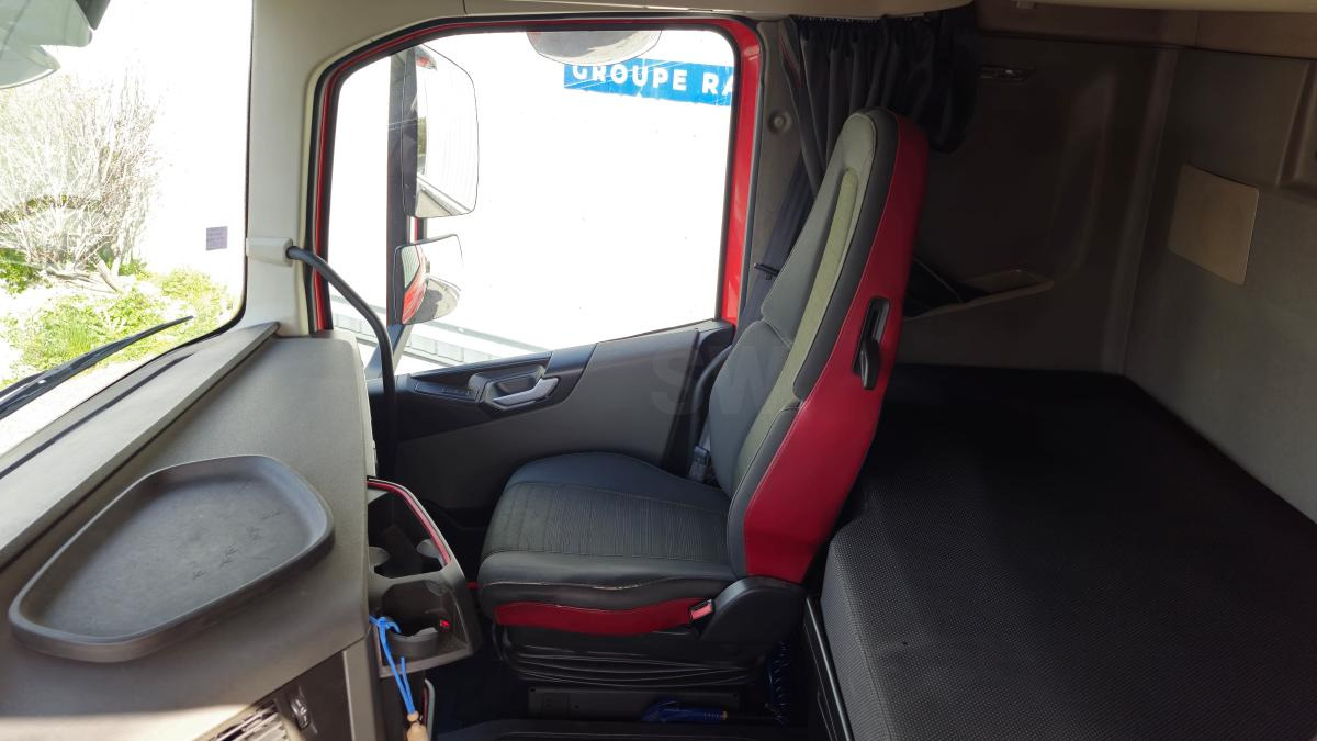 Tractor unit Volvo FH 460 Hydraulique (Location / Rent): picture 14