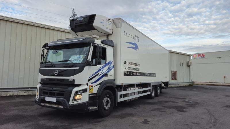 Volvo FMX (LOCATION / RENT) 380 - Refrigerated truck: picture 3 Volvo FMX (LOCATION / RENT) 380 - Refrigerated truck: picture 3